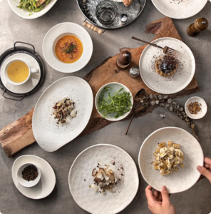 Health Stoneware Ceramic Dinner Plate Matte Restaurant Used Catering Durable Dish Porcelain Nordic Rustic Speckle Plate