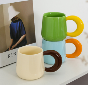 hot sale kol design porcelian factory ins ceramic clashing color mug