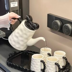 Modern Teatime Coffee Tea Cup Set 6 Cups Gold Rim Rroyal Luxury Ceramic Teapot Set With Tray