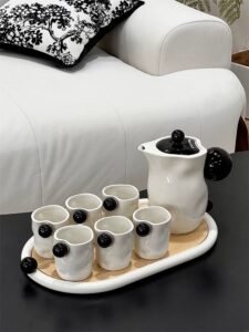 Modern Teatime Coffee Tea Cup Set 6 Cups Gold Rim Rroyal Luxury Ceramic Teapot Set With Tray