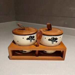 Seasoning Spices Storage Condiment Jars Wholesale Salt Sugar Spice Pepper Box Canisters Pots with Wooden Lid 