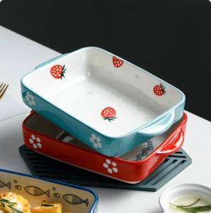 Wholesale  Strawberry Pattern Stoneware Hand-painted Ceramic Back Tray Baking Utensils Baked Rice Plate