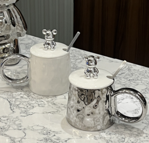 Wholesale social media popular style Violent bear light luxury style ceramic mugs