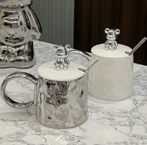 wholesale social media popular style violent bear light luxury style ceramic mugs