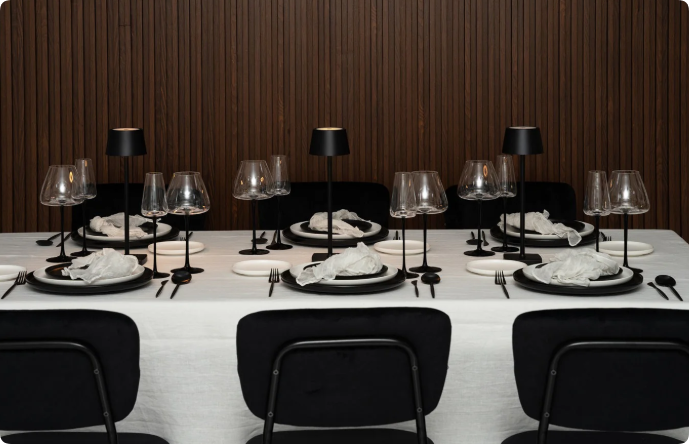 black and white ceramic tableware in restaurants