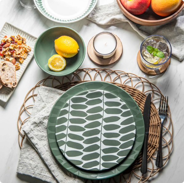 luxury modern melamine dinnerware set for 4, durable plastic dishes leaf with green plate and bowl dinnerware