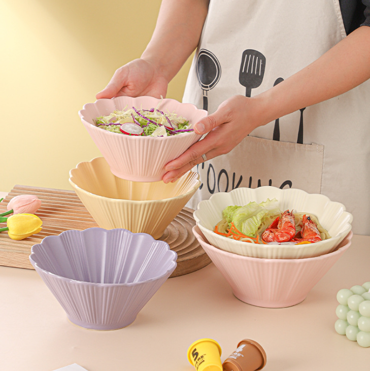 made of environmentally friendly material,large ceramic salad bowl suitable for family gatherings