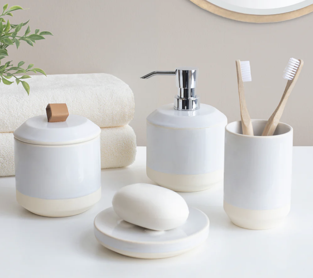 rustic & natural ceramic bathroom set