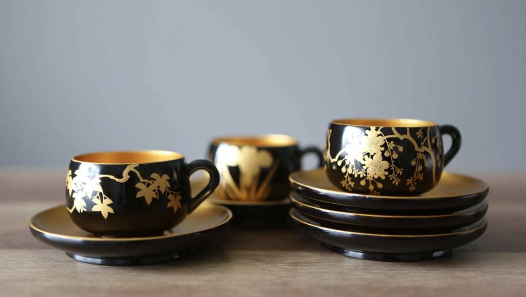 vietnamese lacquer tea set