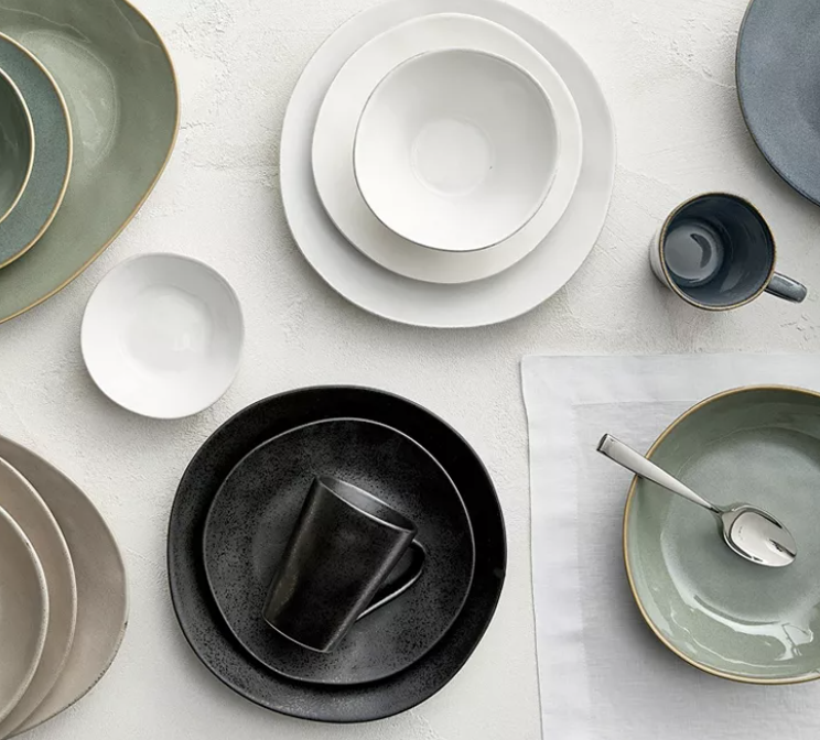 create coordinated collections dinnerware